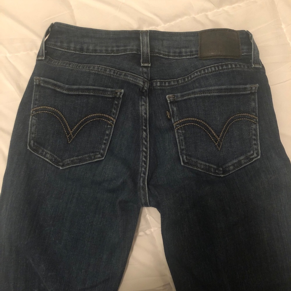Levi Strauss Skinny Jeans- Size 27